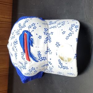 Twenty NFL  Bulls woman hat